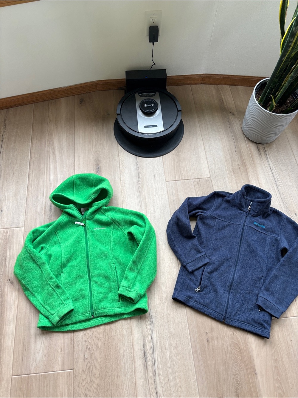 💙2 boys youth size medium fleece Columbia Jackets💙
